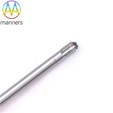 Gezackte Larynx-Rasierklinge